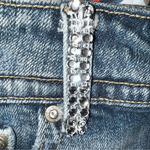 Miss Me Mini Denim Skirt Size Medium - Picture 5 of 6